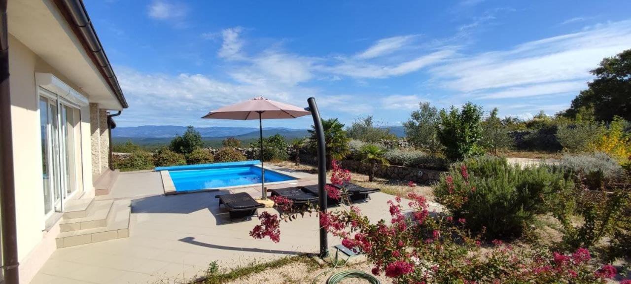 Villa Veglia Vrh  Exteriör bild
