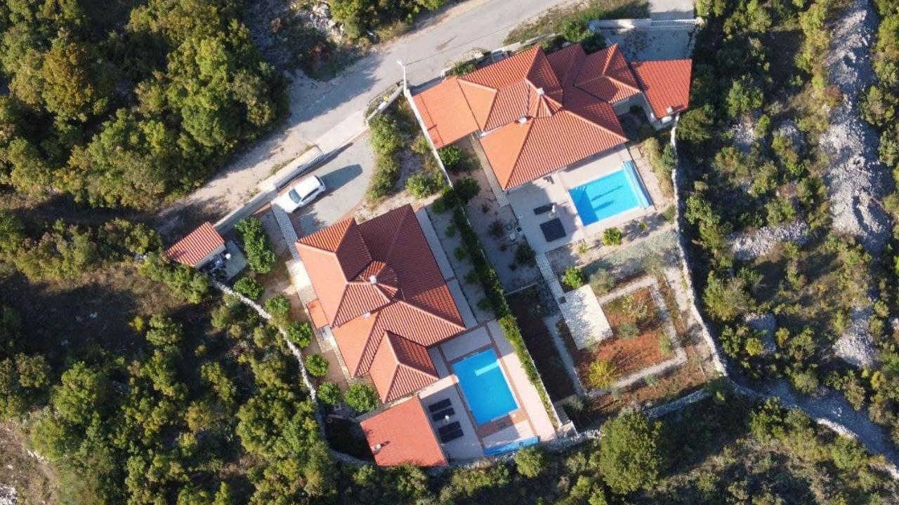 Villa Veglia Vrh  Exteriör bild